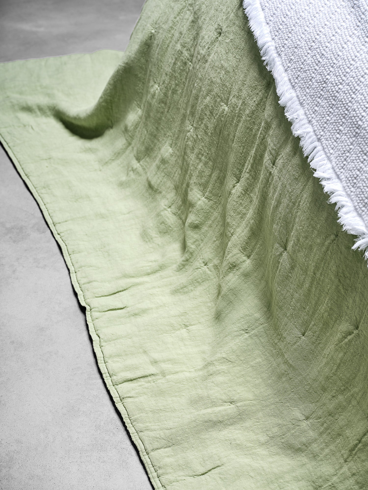 Detalle de quilt Linho color verde Casa Seconda